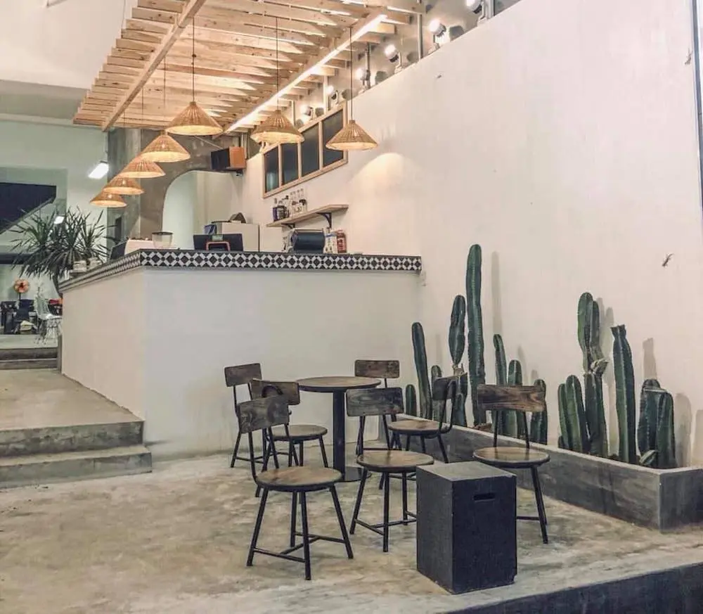 Đam m&ecirc; phong c&aacute;ch tối giản th&igrave; nhớ lưu lại địa chỉ của OO Cafe Huế 3