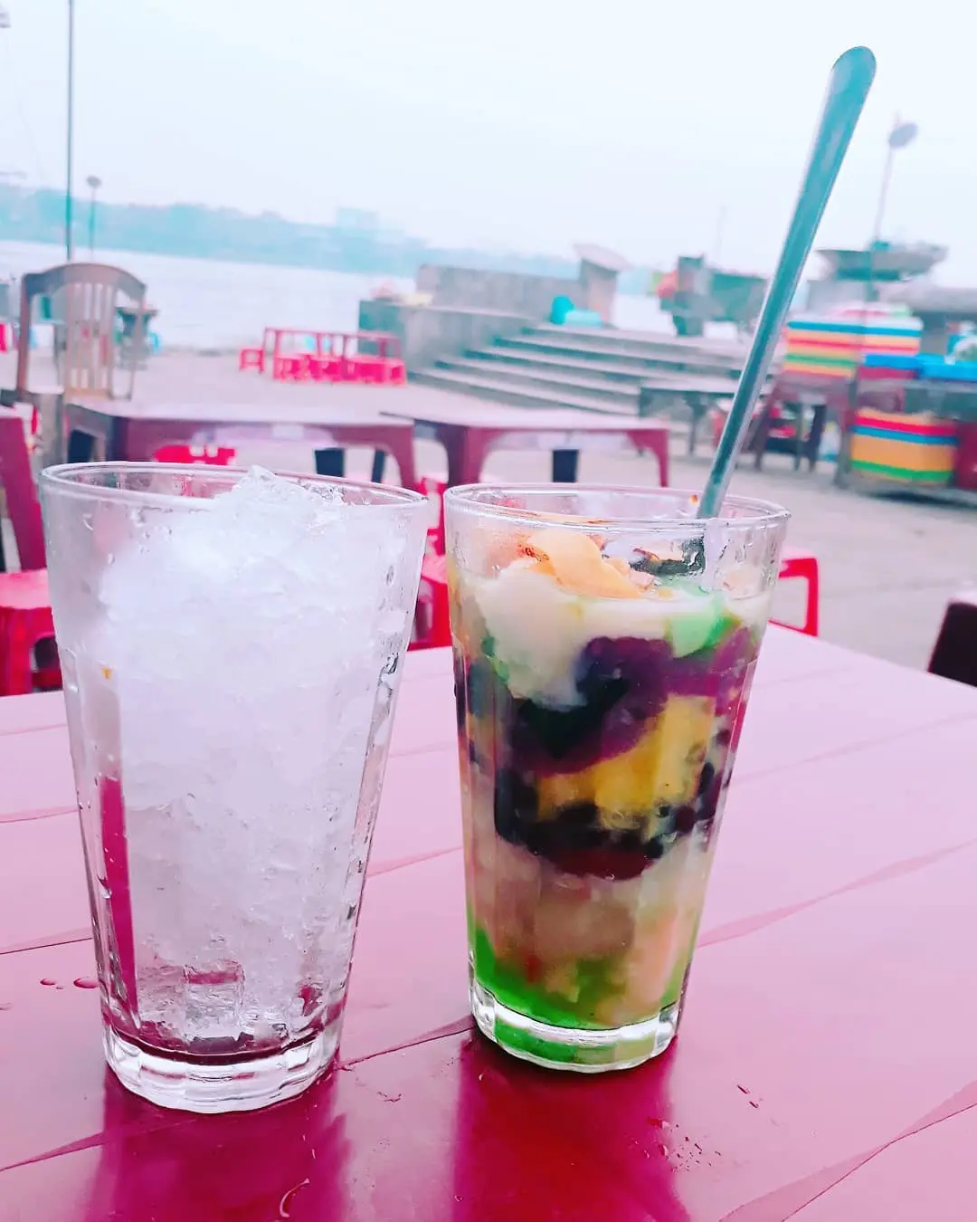 Đến Cố đ&ocirc;, nhớ gh&eacute; tiệm ch&egrave; 24 sắc th&aacute;i trứ danh 6