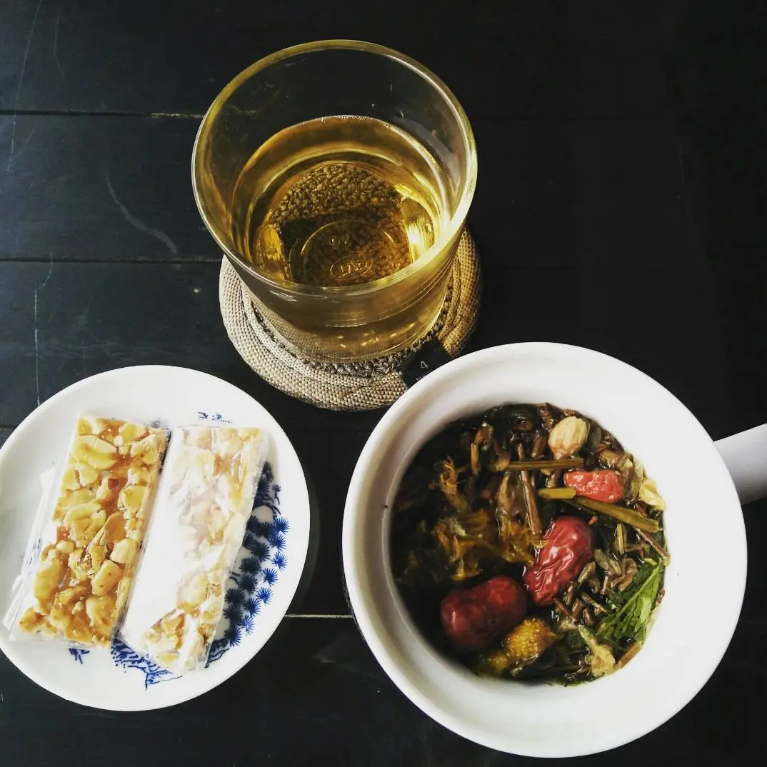 Đến Huế nhớ thưởng thức tr&agrave; cung đ&igrave;nh - N&eacute;t đẹp văn h&oacute;a của v&ugrave;ng đất cố đ&ocirc; 4