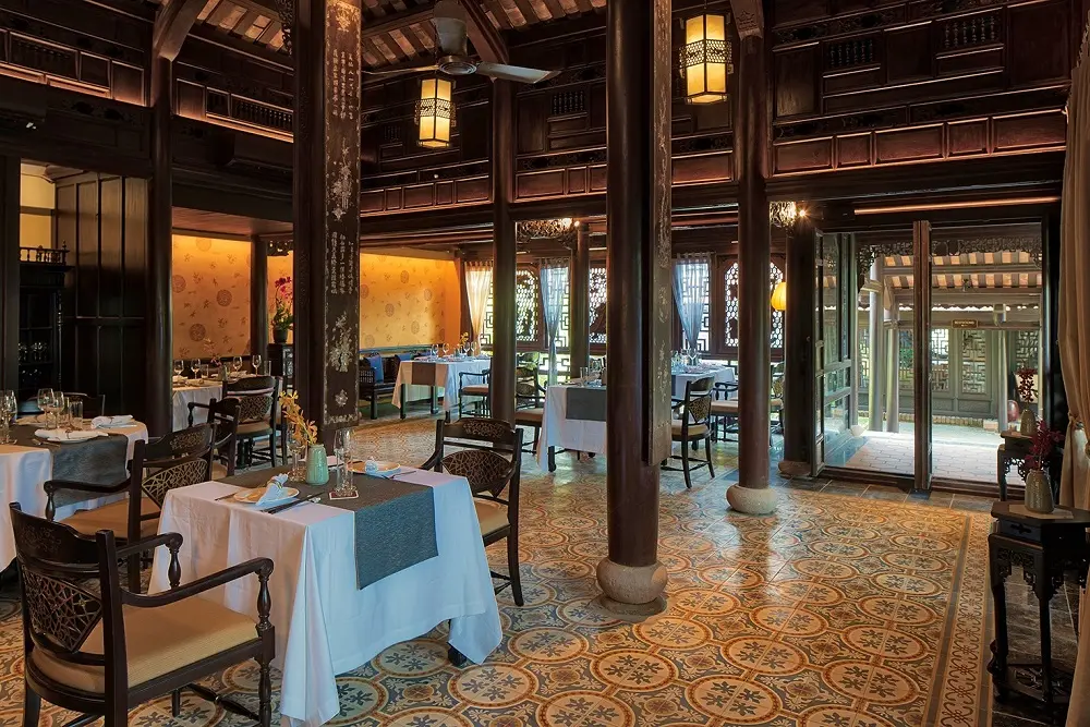 Đến nhà hàng Huế Cổ để cùng nhau thưởng thức các món ngon cung đình Huế 3