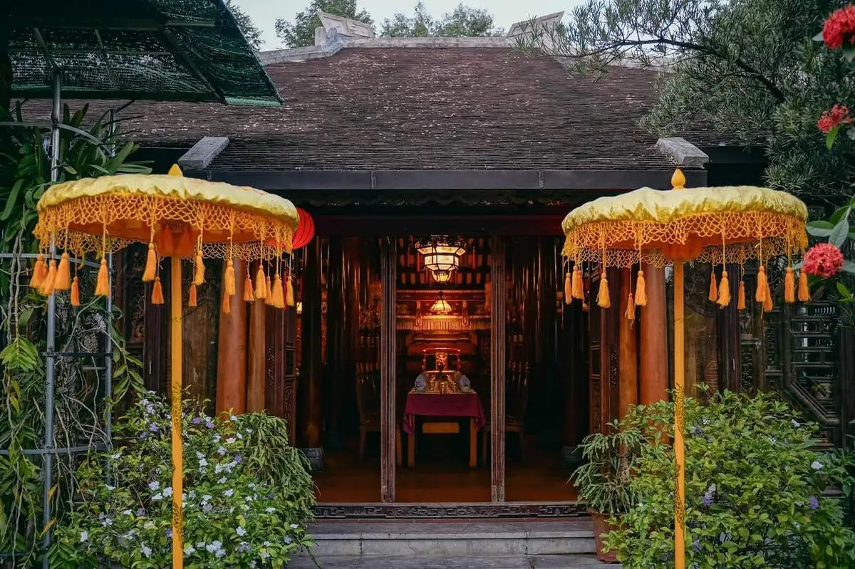 Đến nhà hàng Không Gian Xưa Huế trải nghiệm dùng bữa giữa nhà Rường cổ kính 4