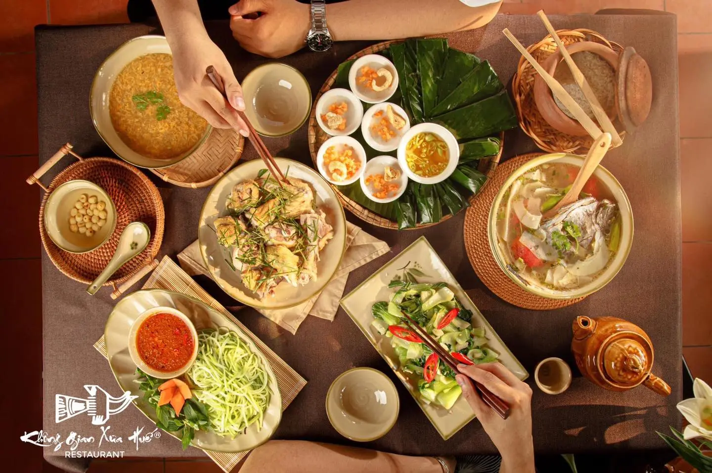 Đến nhà hàng Không Gian Xưa Huế trải nghiệm dùng bữa giữa nhà Rường cổ kính 8