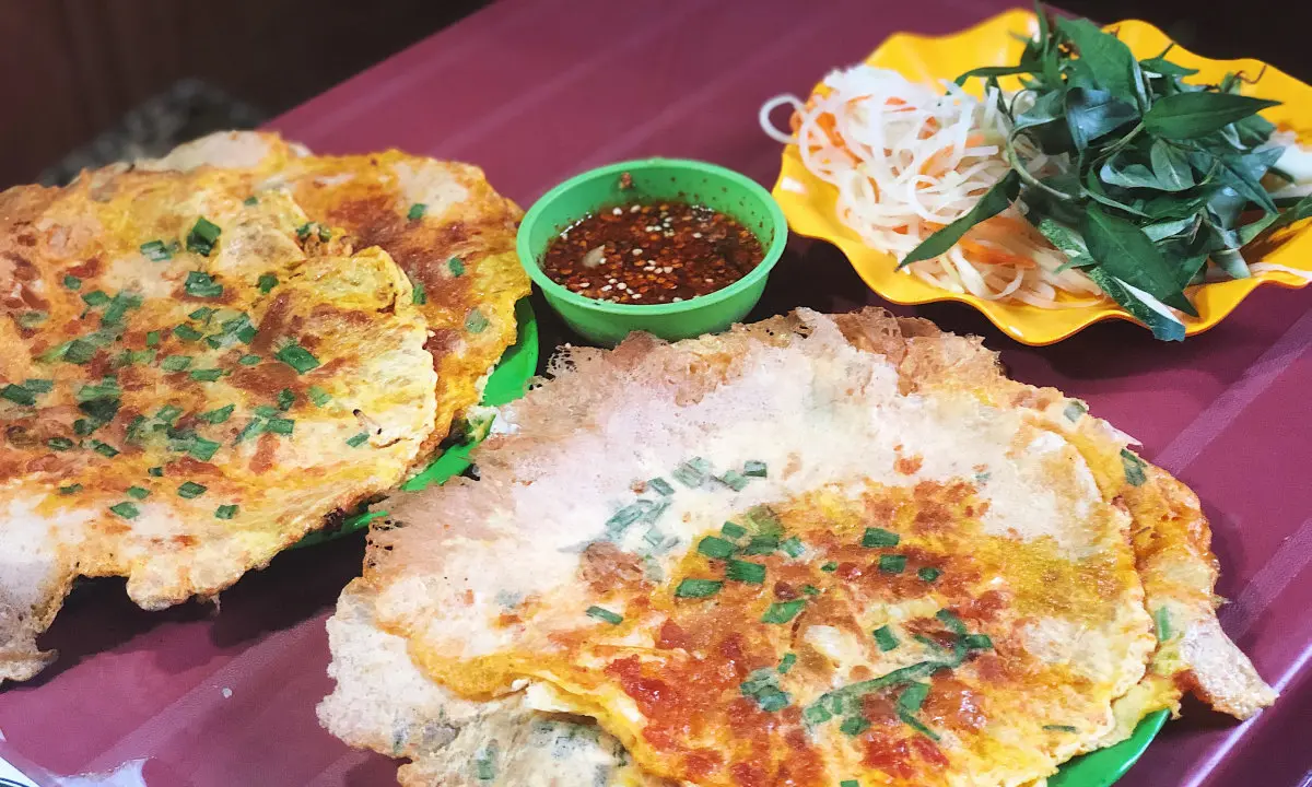 Điểm danh c&aacute;c m&oacute;n ăn đ&ecirc;m Huế cho hội c&uacute; đ&ecirc;m 7