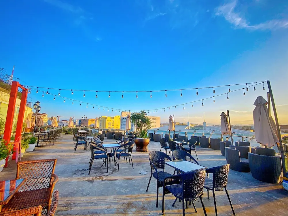 Gợi &yacute; top 9 Qu&aacute;n Cafe Đường L&ecirc; Lợi Huế để nghỉ ngơi cho chuyến đi d&agrave;i 8