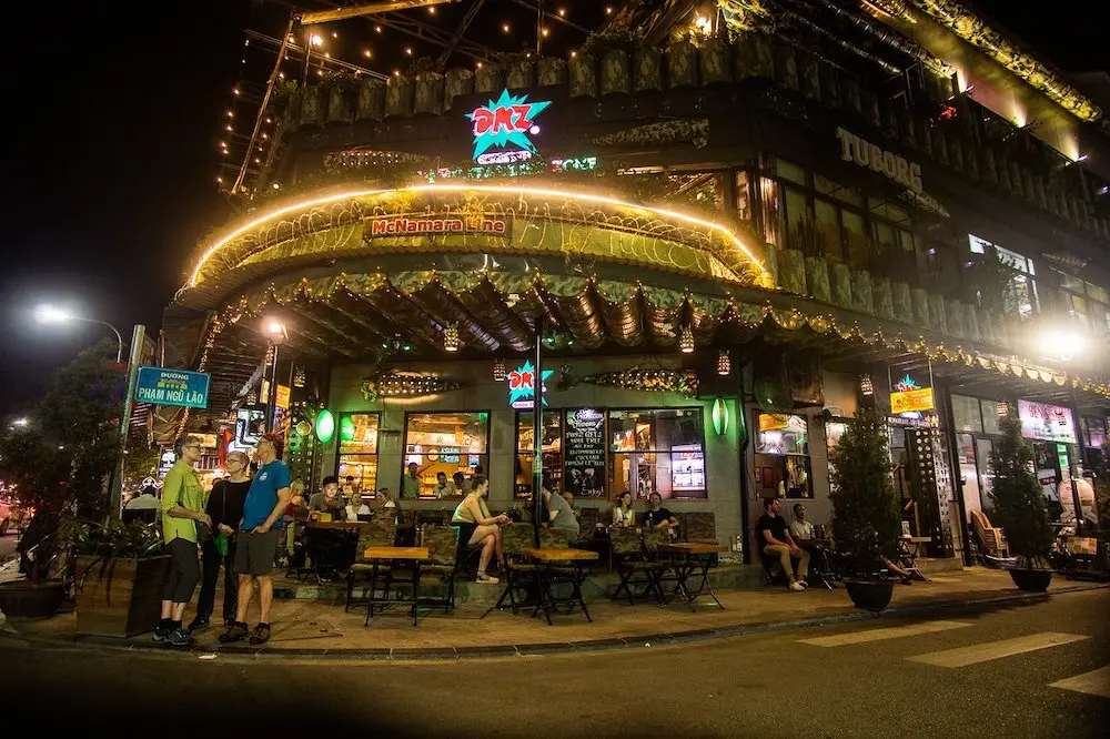 Gợi &yacute; top 9 Qu&aacute;n Cafe Đường L&ecirc; Lợi Huế để nghỉ ngơi cho chuyến đi d&agrave;i 3