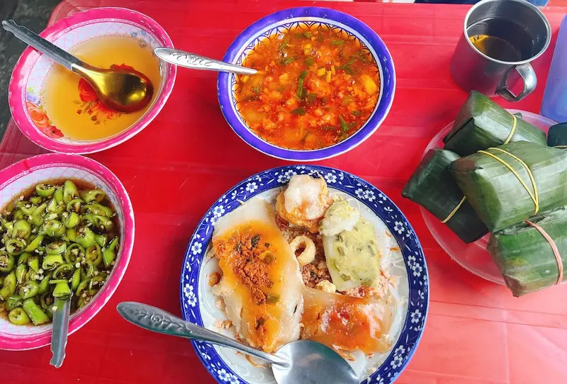 Hue food tour: Hành trình tìm hiểu Huế bằng chính vị giác của mình 7