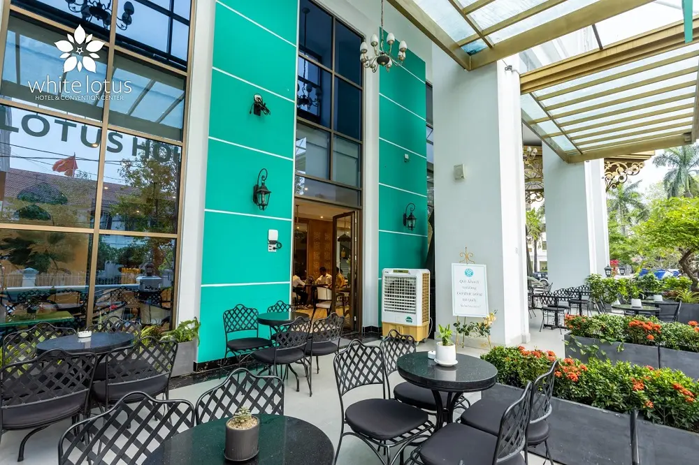 Lotus House - Tiệm c&agrave; ph&ecirc; hoa sen trắng tuyệt đẹp tại Huế 3
