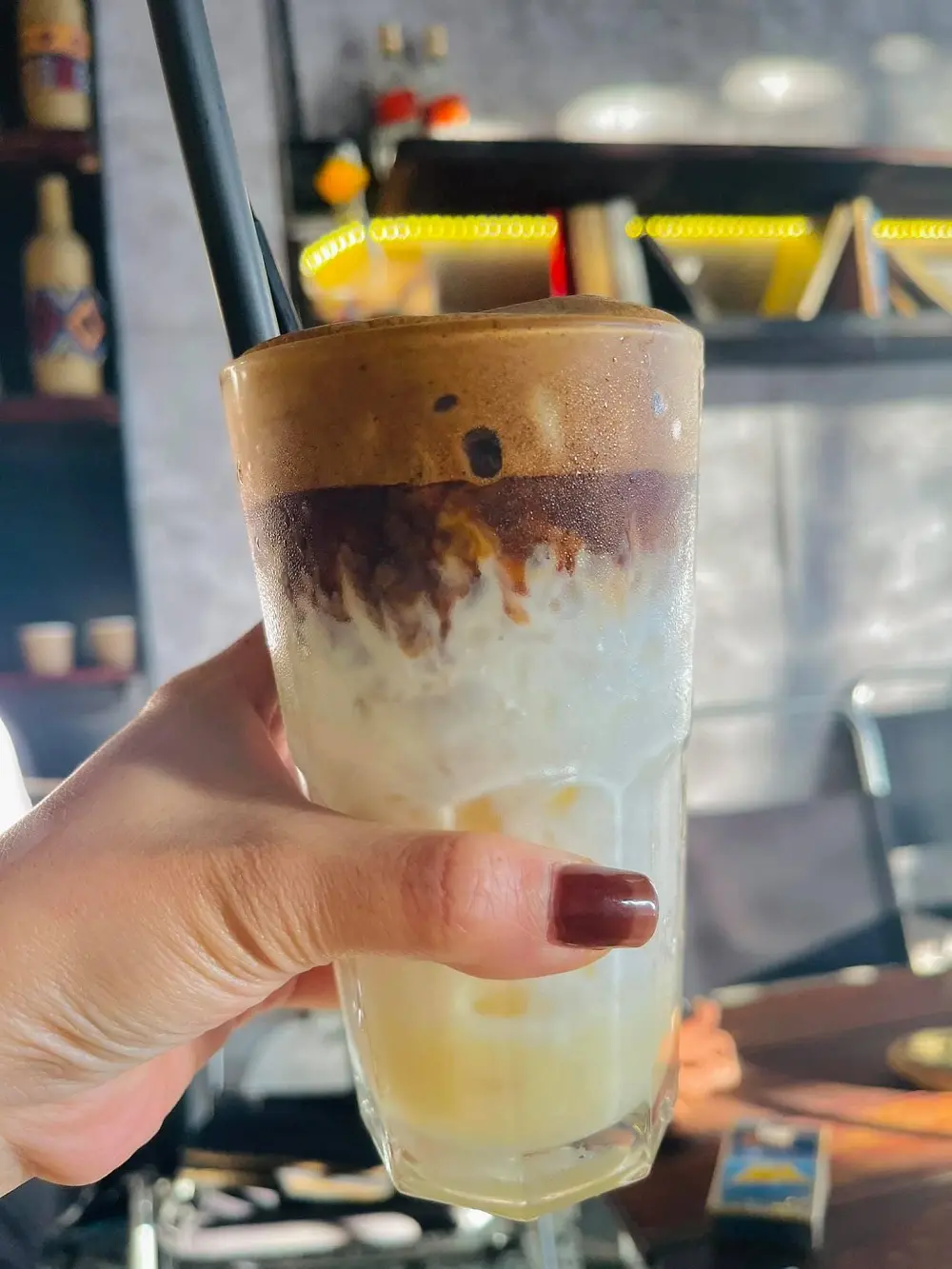 MOOD Kafe - Ng&ocirc;i nh&agrave; r&ecirc;u phong được c&aacute;c bạn trẻ Huế đặc biệt y&ecirc;u th&iacute;ch 4