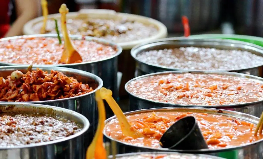Mua mắm s&ograve; Lăng C&ocirc; tặng sếp, năm n&agrave;o sếp cũng cho nghỉ đi du lịch Huế 2