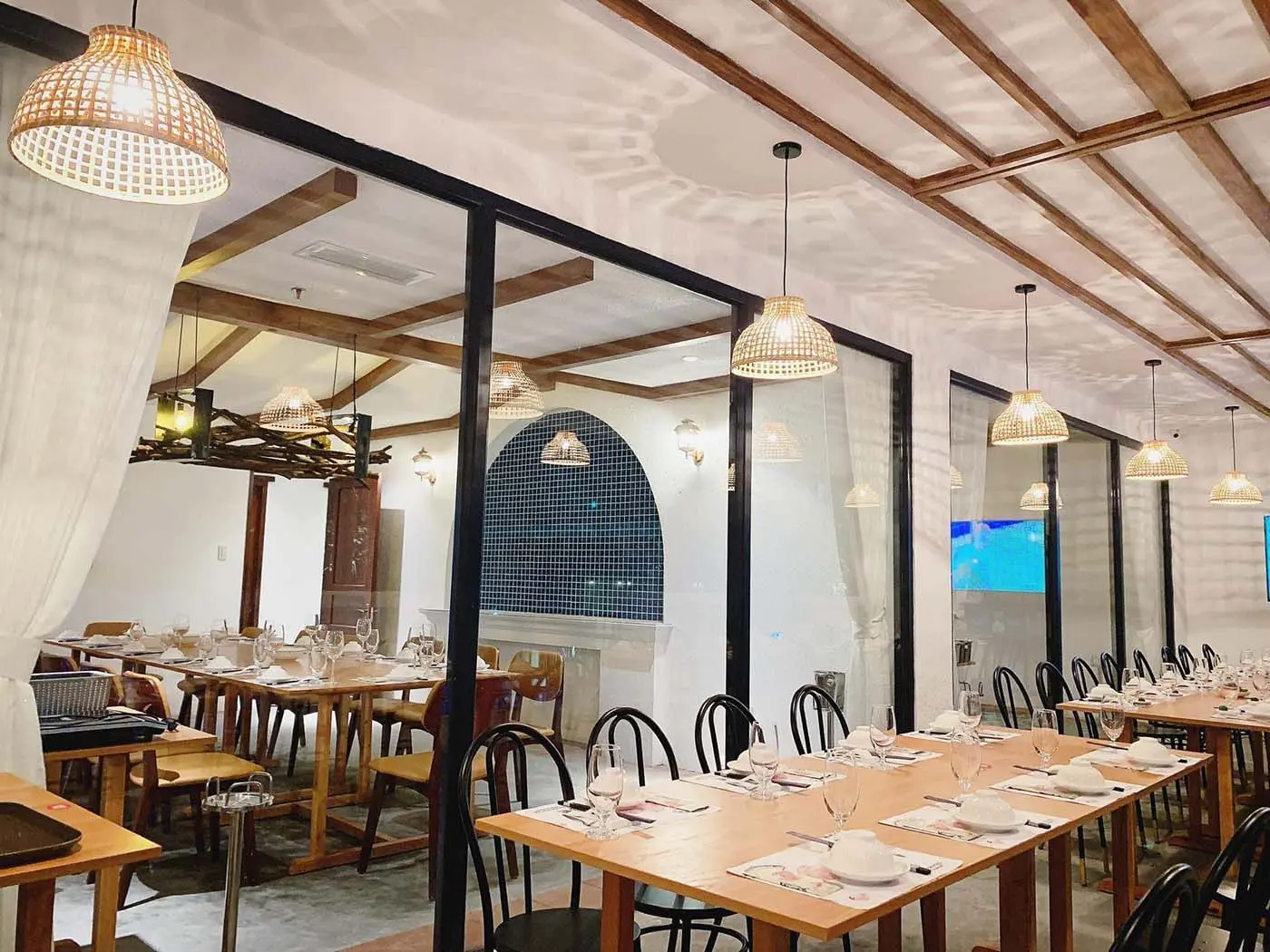 Muốn ăn cua ho&agrave;ng đế ngon, đến ngay Nh&agrave; h&agrave;ng Queen's Crab Huế! 5