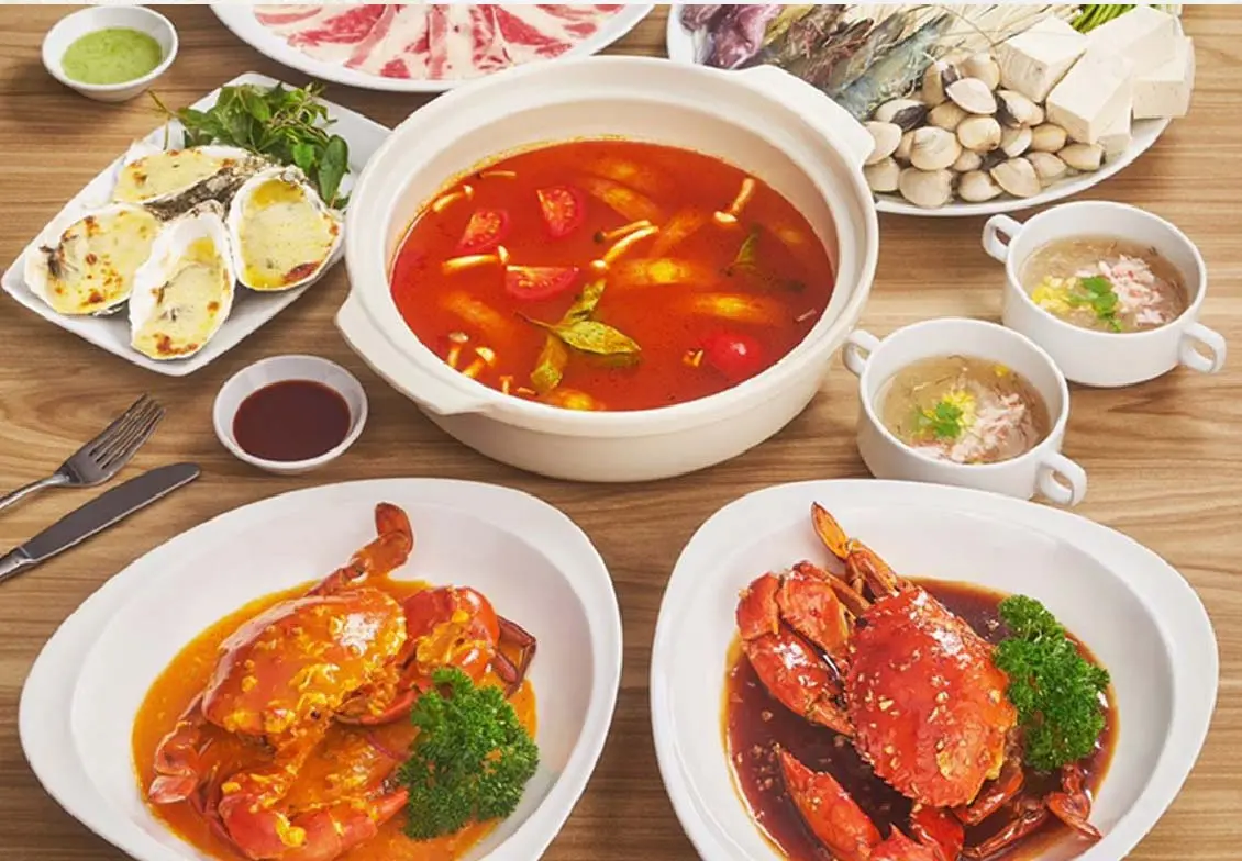 Muốn ăn cua ho&agrave;ng đế ngon, đến ngay Nh&agrave; h&agrave;ng Queen's Crab Huế! 10