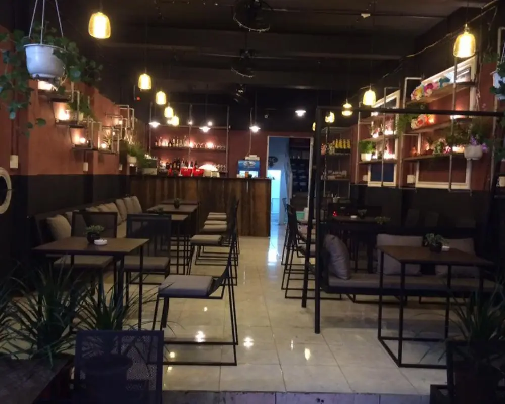 Nh&agrave; h&agrave;ng Bistro 34' Huế - Điểm thư gi&atilde;n cuối tuần d&agrave;nh cho t&iacute;n đồ đam m&ecirc; ẩm thực &Aacute; &Acirc;u 2