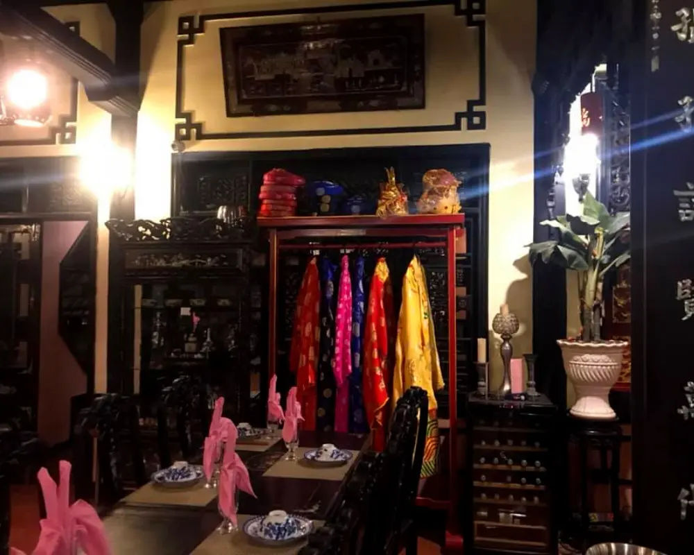 Nh&agrave; h&agrave;ng Cung Đ&igrave;nh - Trở về Huế xưa tại nh&agrave; h&agrave;ng Huế với phong c&aacute;ch cung đ&igrave;nh độc đ&aacute;o 8