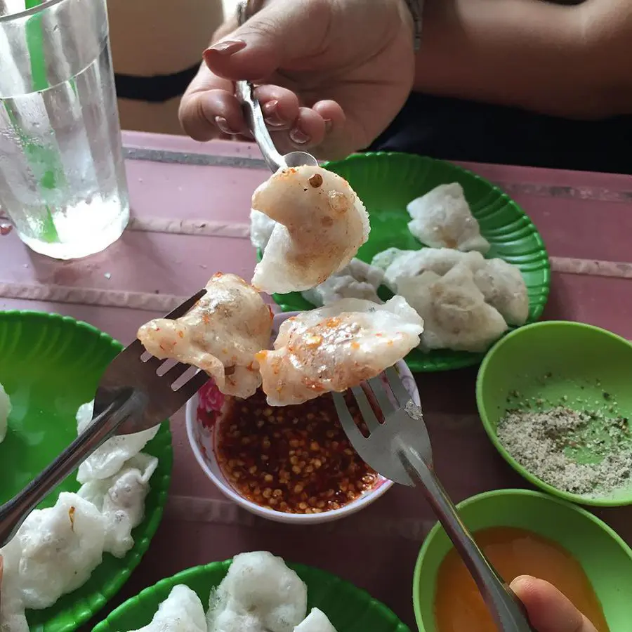 Những m&oacute;n ngon Huế l&agrave;m n&ecirc;n t&ecirc;n tuổi của nền ẩm thực cố đ&ocirc; 5