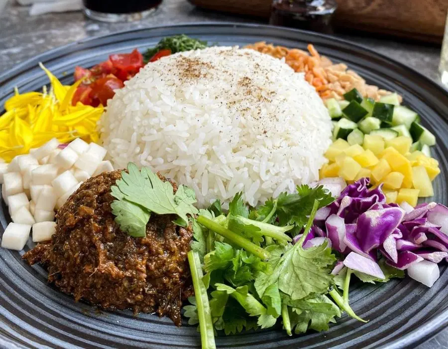 Qu&aacute;n Cơm &Acirc;m Phủ Huế với c&aacute;c m&oacute;n ăn cung đ&igrave;nh độc đ&aacute;o 6