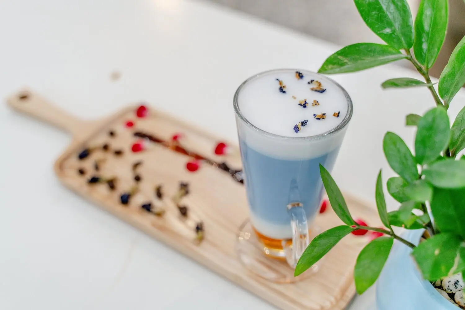 Santo Cafe Huế &ndash; Santorini thu nhỏ giữa l&ograve;ng th&agrave;nh phố 13