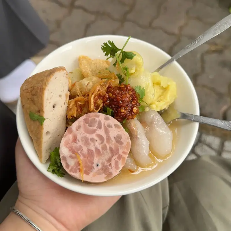 Thưởng thức b&aacute;nh bột lọc Huế: Tinh hoa ẩm thực Cố đ&ocirc; 14