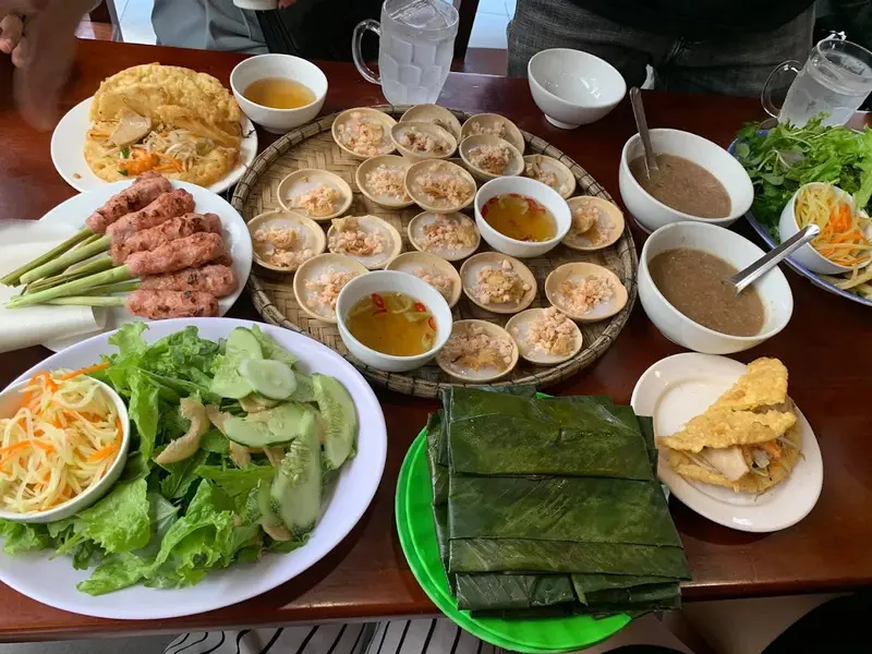 Thưởng thức Bánh nậm Huế và cảm nhận hương vị dân dã cực hấp dẫn 12