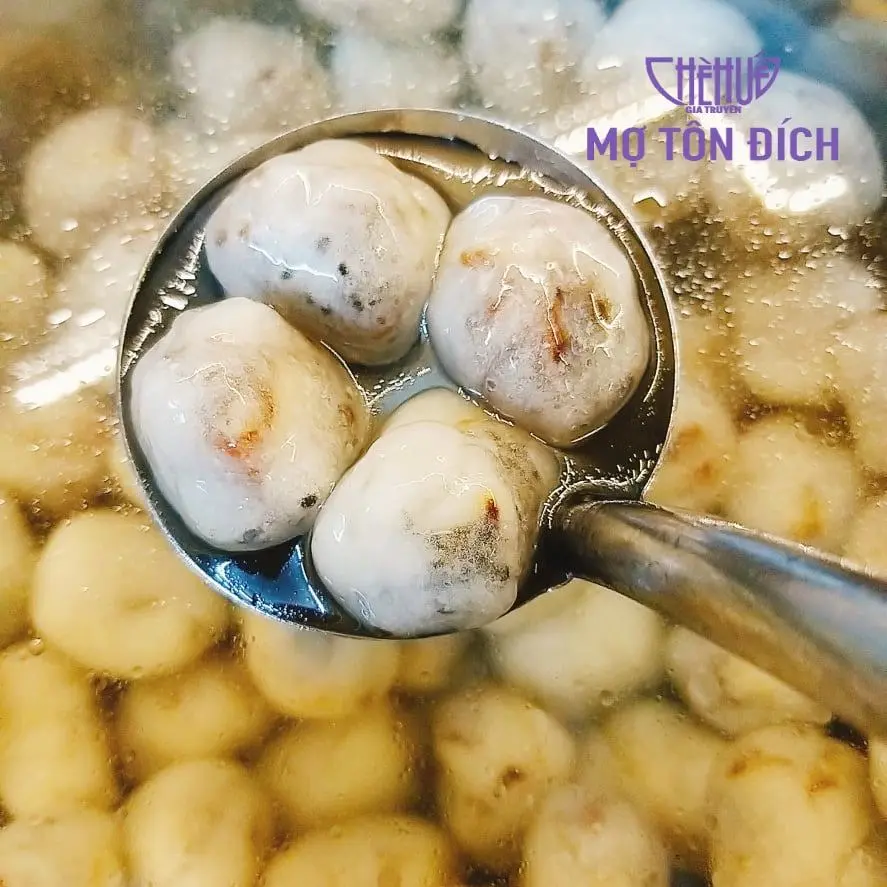 Thưởng thức những m&oacute;n ch&egrave; Huế đầy hấp dẫn tại ch&egrave; Mợ T&ocirc;n Đ&iacute;ch 3