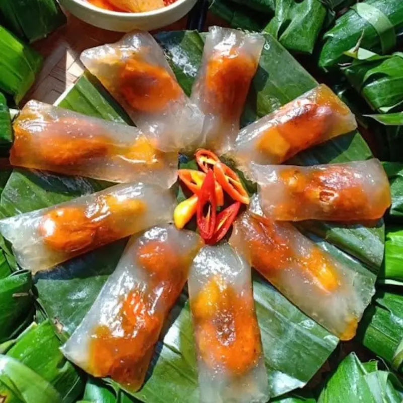 Thưởng thức trọn vẹn hương vị cố đ&ocirc; với 10 m&oacute;n đặc sản Huế hấp dẫn 12