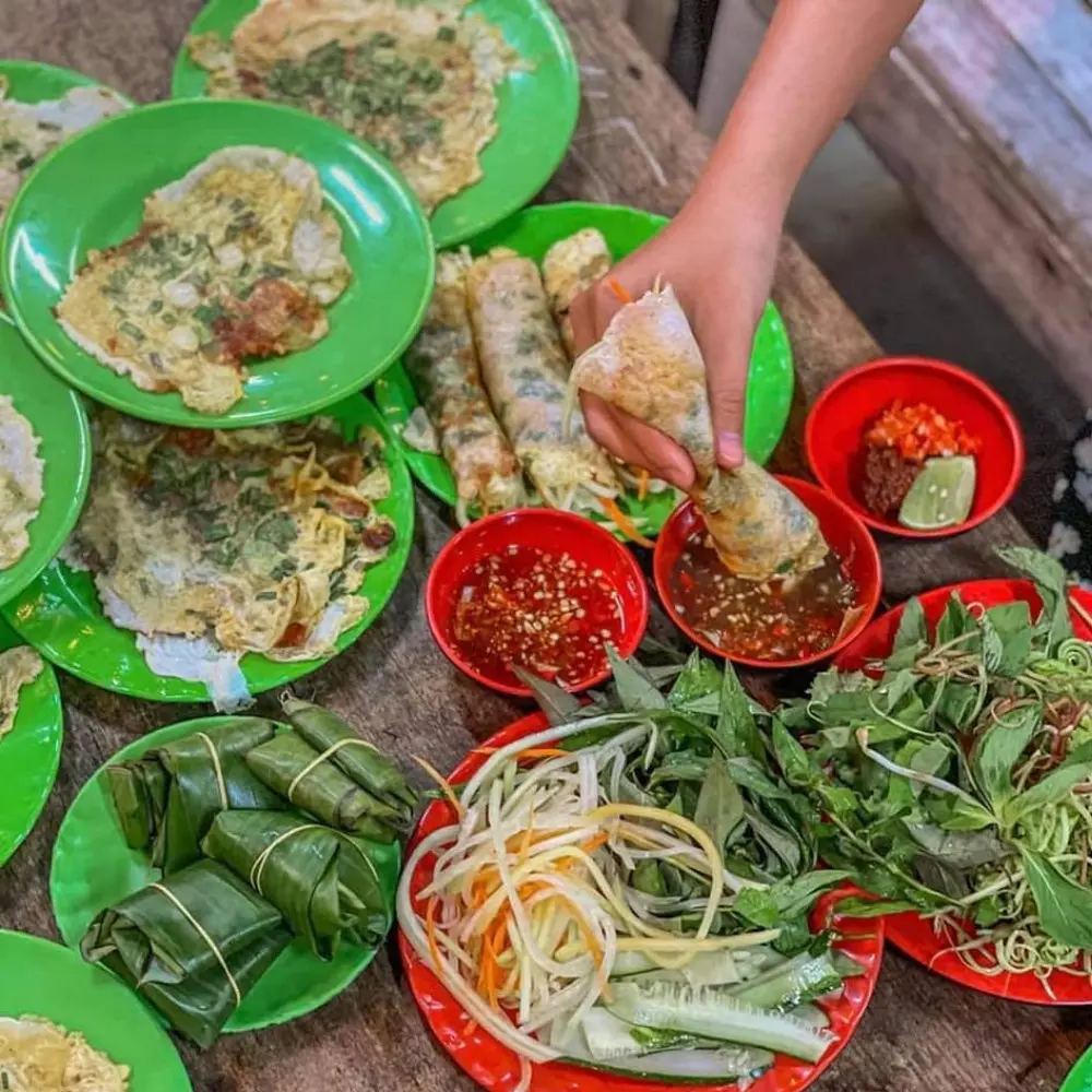 TOP 8 Quán bánh ép ngon ở Huế nổi danh khắp đất Cố đô 3