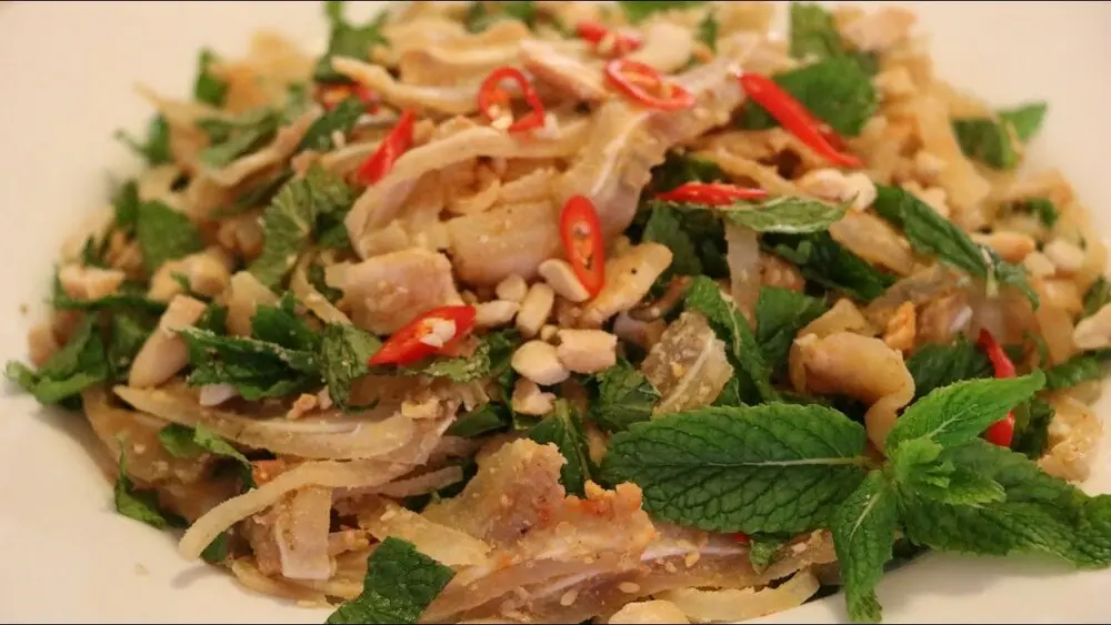 Tr&eacute; Huế - M&oacute;n ăn kho&aacute;i khẩu của c&aacute;c t&iacute;n đồ m&ecirc; ẩm thực 8
