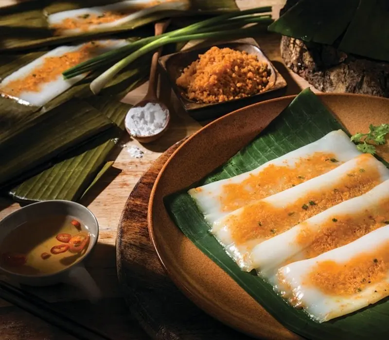 Thưởng thức Bánh nậm Huế và cảm nhận hương vị dân dã cực hấp dẫn