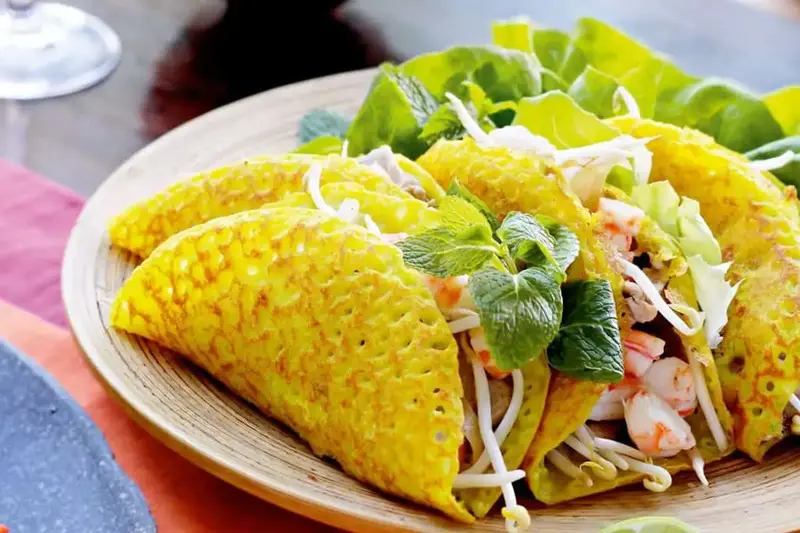 TOP 10 đặc sản Huế, tinh hoa ẩm thực nên thử tại đất cố đô