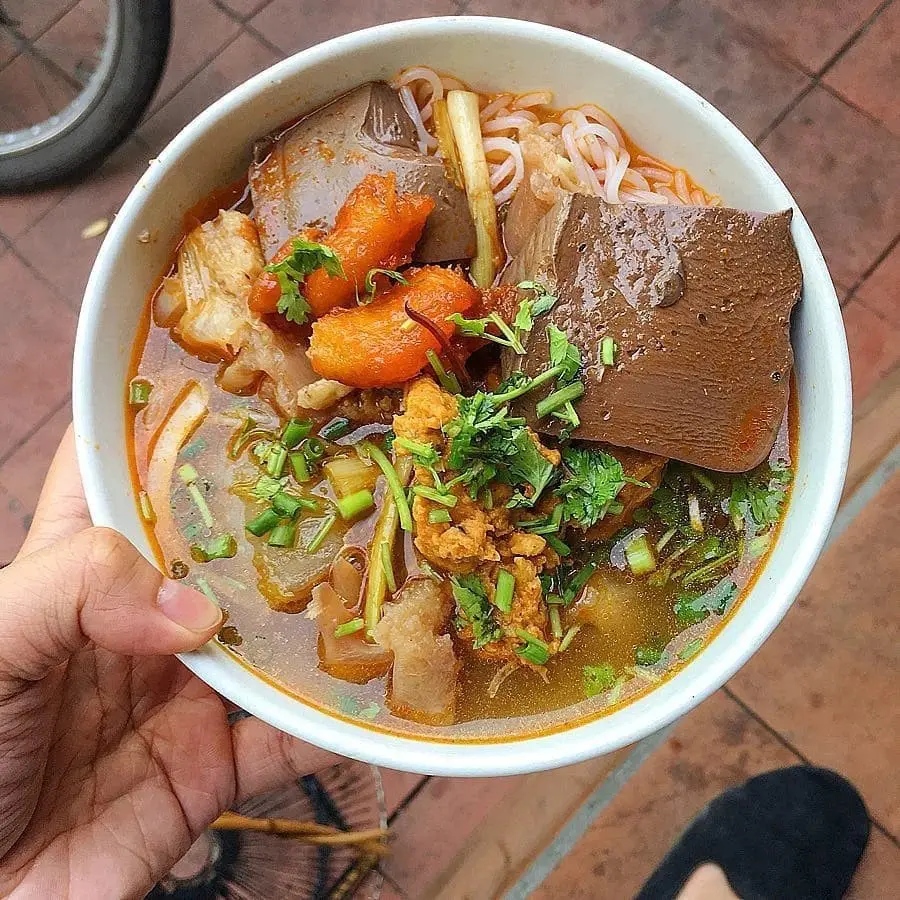 Chỉ vỏn vẹn 24h ở Huế, bạn vẫn c&oacute; thể kh&aacute;m ph&aacute; trọn vẹn cố đ&ocirc; 9