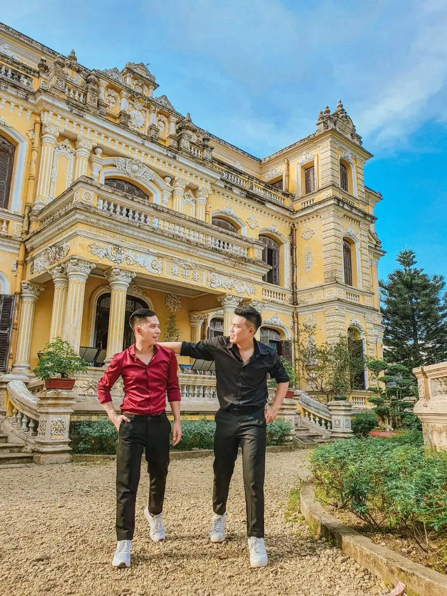 C&ugrave;ng bạn th&acirc;n Kh&aacute;m ph&aacute; Huế v&agrave; đem về bộ ảnh sống ảo triệu view 6