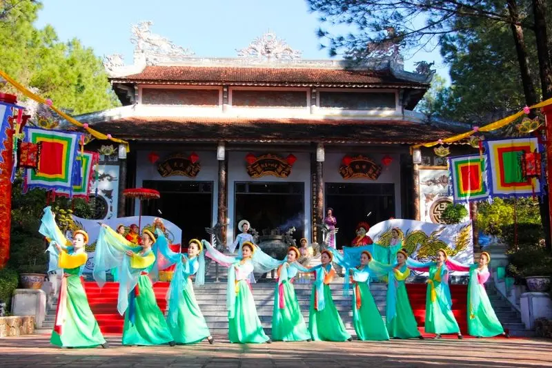 Du lịch Huế Tết Nguy&ecirc;n Đ&aacute;n 2026 đi đ&acirc;u, chơi g&igrave; 10