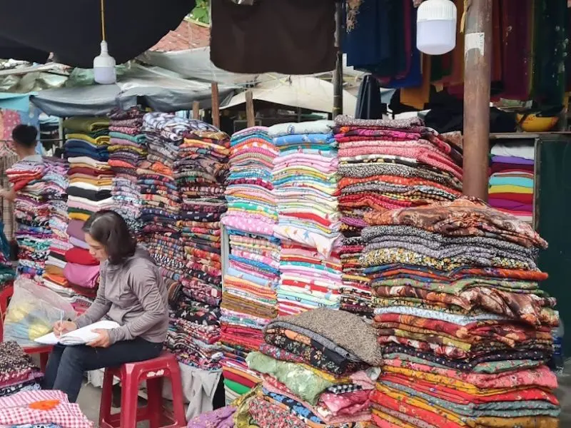 Kh&aacute;m ph&aacute; Chợ T&acirc;y Lộc Huế: Điểm đến vui chơi, mua sắm v&agrave; ăn uống 7