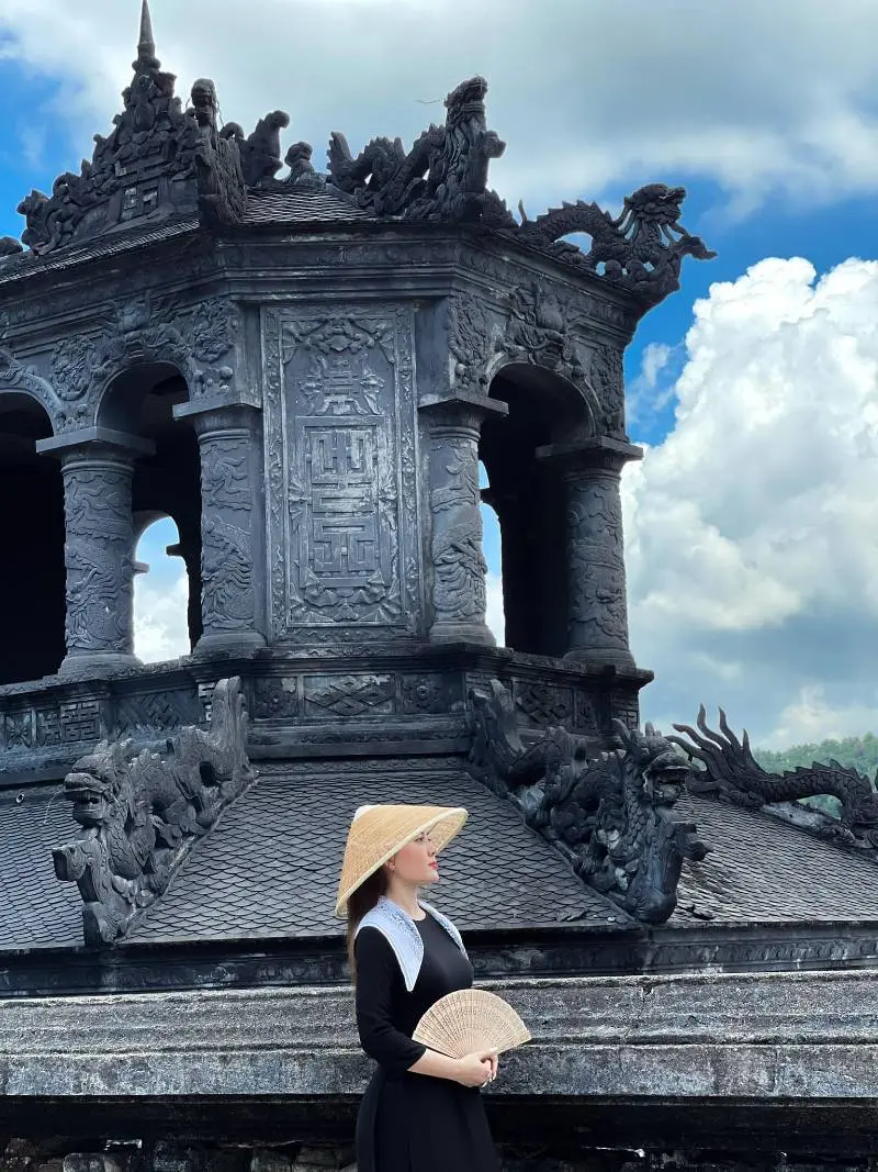 Kh&aacute;m ph&aacute; Huế th&aacute;ng 7 đầy m&agrave;u sắc c&ugrave;ng c&ocirc; n&agrave;ng Ch&acirc;u Ch&acirc;u 10