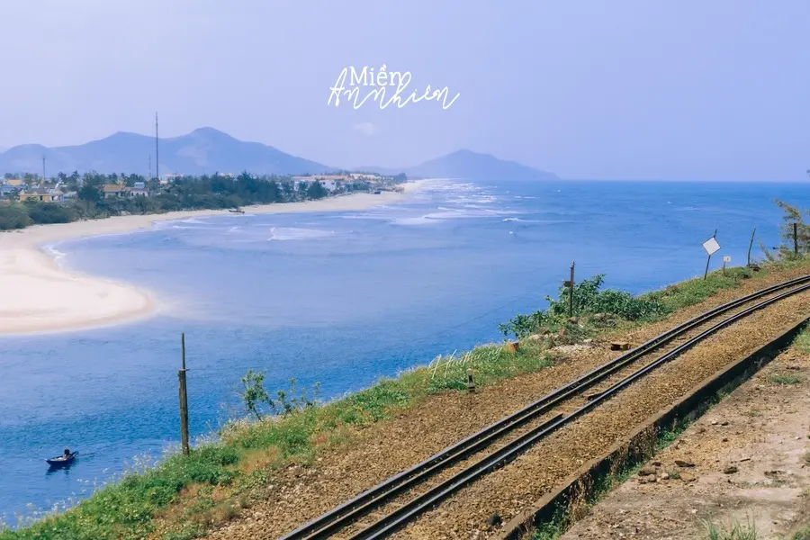 Vịnh Lăng C&ocirc;, vẻ đẹp tựa thi&ecirc;n đường của thi&ecirc;n nhi&ecirc;n xứ Huế 4
