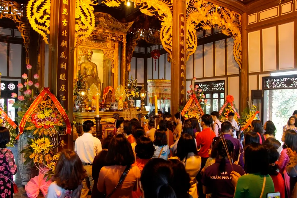 Lễ hội đền Huyền Trân Công Chúa - Lễ hội Tưởng nhớ các bậc tiền nhân tại Thừa Thiên - Huế 5