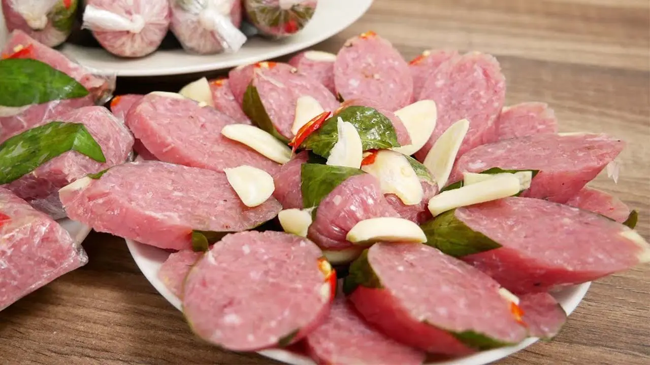 Nem Ninh H&ograve;a - Qu&ecirc;n sao đặng hương vị b&eacute;o b&ugrave;i của chiếc nem thịt nạc nơi xứ biển miền Trung hiền h&ograve;a 3