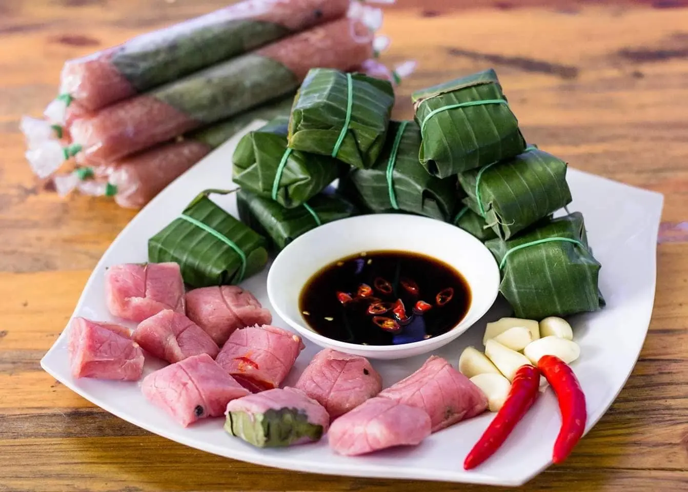 Nem Ninh H&ograve;a - Qu&ecirc;n sao đặng hương vị b&eacute;o b&ugrave;i của chiếc nem thịt nạc nơi xứ biển miền Trung hiền h&ograve;a 4