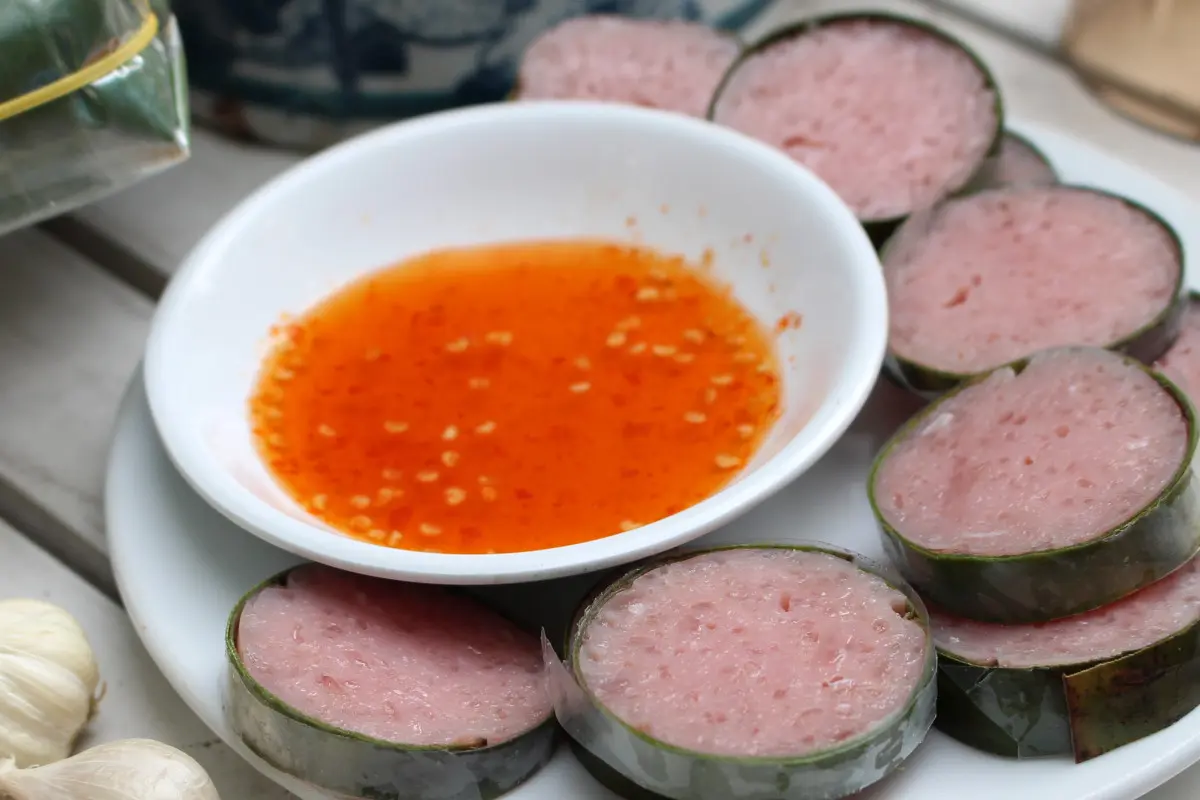 Nem Ninh H&ograve;a - Qu&ecirc;n sao đặng hương vị b&eacute;o b&ugrave;i của chiếc nem thịt nạc nơi xứ biển miền Trung hiền h&ograve;a 5