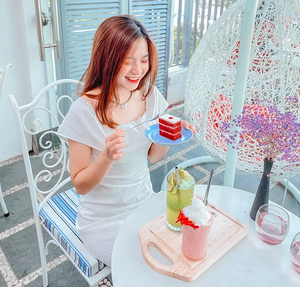 Satorini studio Cafe - &Ocirc;m trọn giấc mơ Hy Lạp giữa vịnh Cam Ranh 4