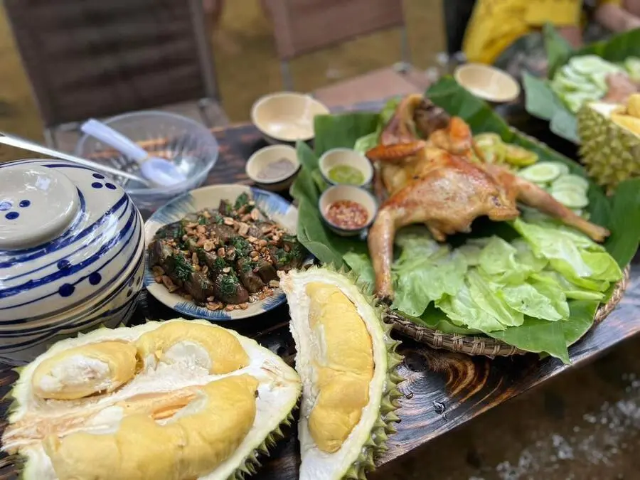 Cắm trại ở Kh&aacute;nh Sơn, trải nghiệm cực chill b&ecirc;n d&ograve;ng suối m&aacute;t l&agrave;nh 5