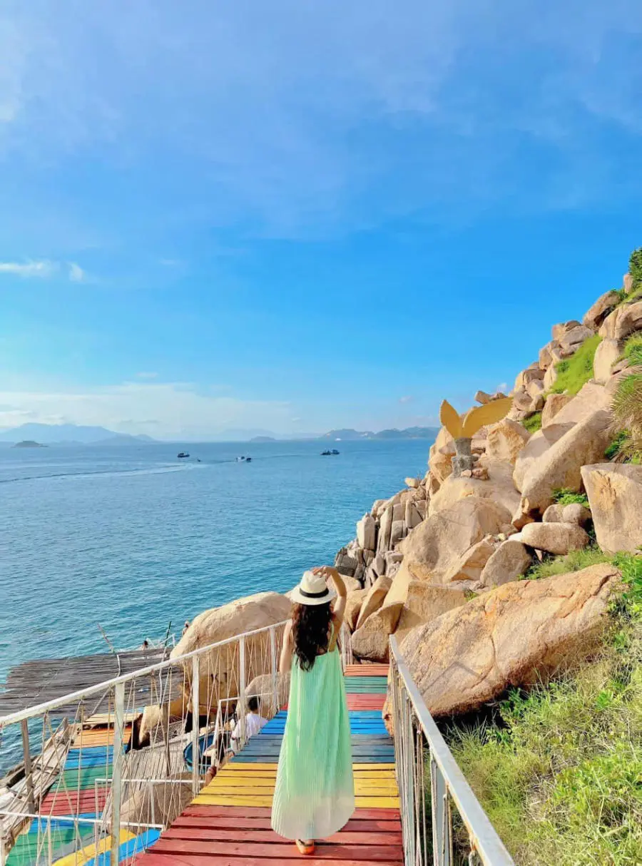 Hai ng&agrave;y kh&aacute;m ph&aacute; Đảo B&igrave;nh Hưng si&ecirc;u th&uacute; vị c&ugrave;ng Nguyễn Thu Trang 6