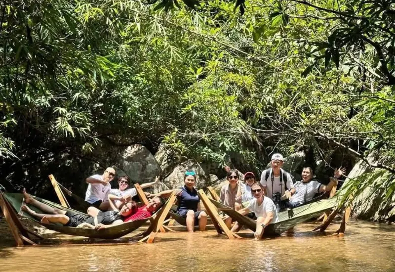 L&agrave;ng Nhỏ - Hồ L&aacute;ng Nhớt: Nơi nghỉ dưỡng thư th&aacute;i l&yacute; tưởng 8