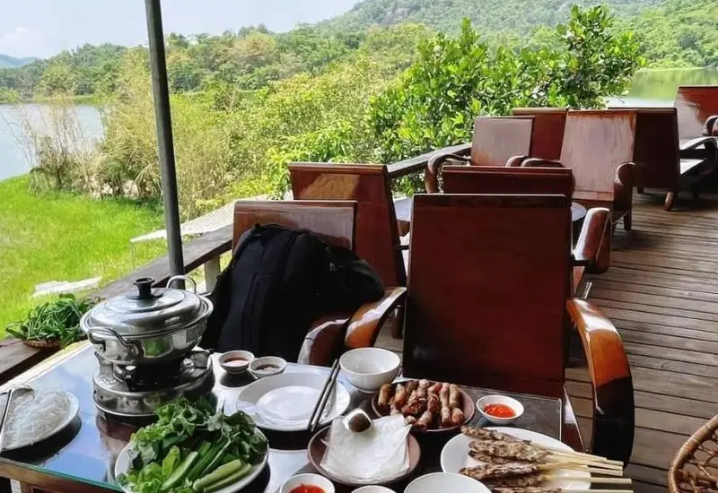 L&agrave;ng Nhỏ - Hồ L&aacute;ng Nhớt: Nơi nghỉ dưỡng thư th&aacute;i l&yacute; tưởng 10