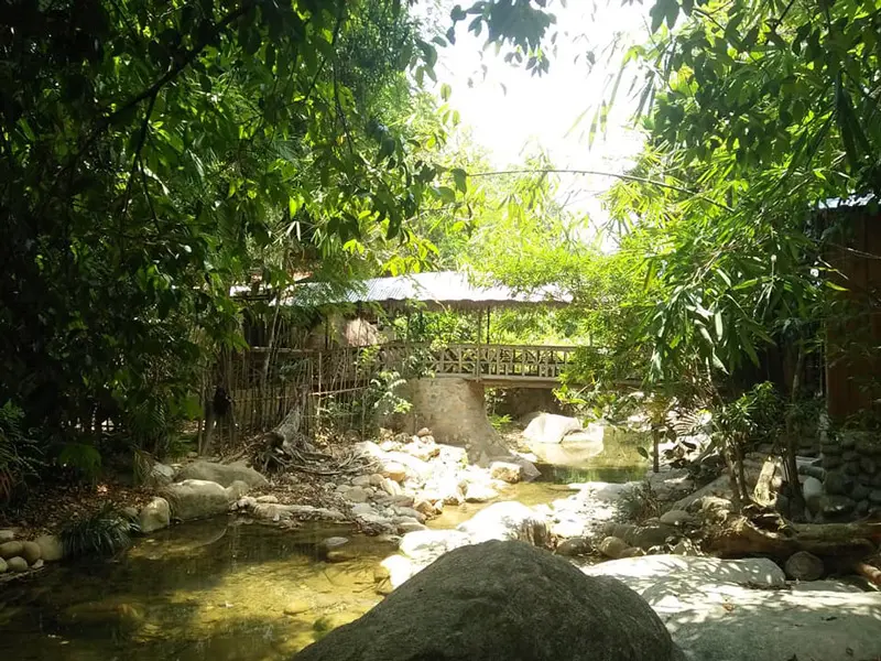 Suối L&aacute;ch Kh&aacute;nh Vĩnh: Điểm &ldquo;trốn n&oacute;ng&rdquo; l&yacute; tưởng gần Nha Trang 5