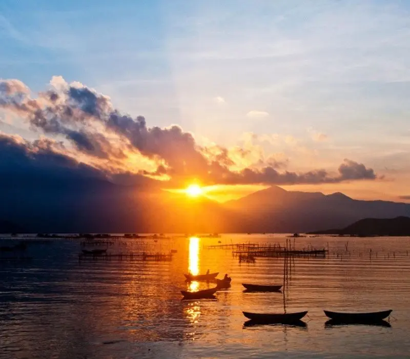 Lạc lối ở Vịnh Nha Phu - Thiên đường nhiệt đới trong lòng biển cả