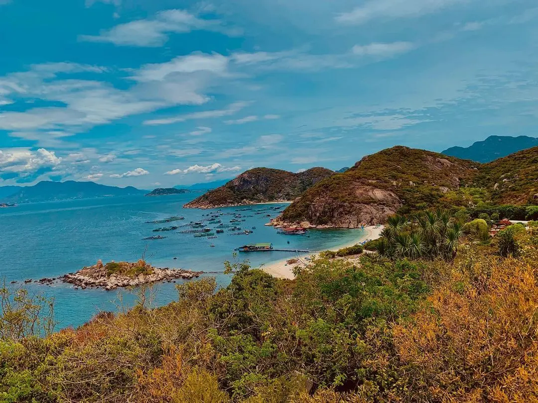Tour kh&aacute;m ph&aacute; B&igrave;nh ba trong 1 ng&agrave;y cực hấp dẫn 3