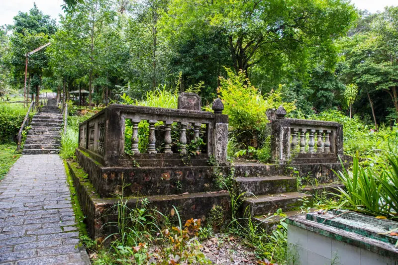 Khu di t&iacute;ch lăng Mạc Cửu H&agrave; Ti&ecirc;n y&ecirc;n b&igrave;nh giữa l&ograve;ng Ki&ecirc;n Giang 10
