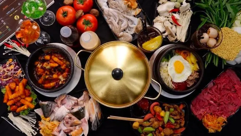 Gh&eacute; Chilli House thưởng thức m&oacute;n m&igrave; cay si&ecirc;u ngon 4