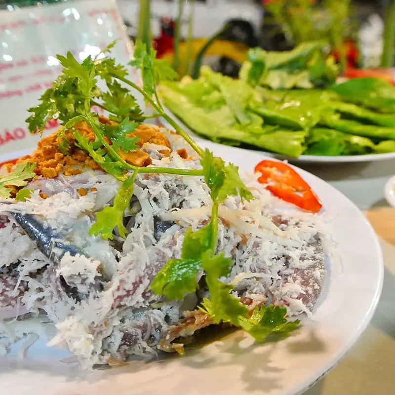 Gỏi c&aacute; tr&iacute;ch v&agrave; hương vị d&acirc;n d&atilde; đậm chất miền biển Ki&ecirc;n Giang 2