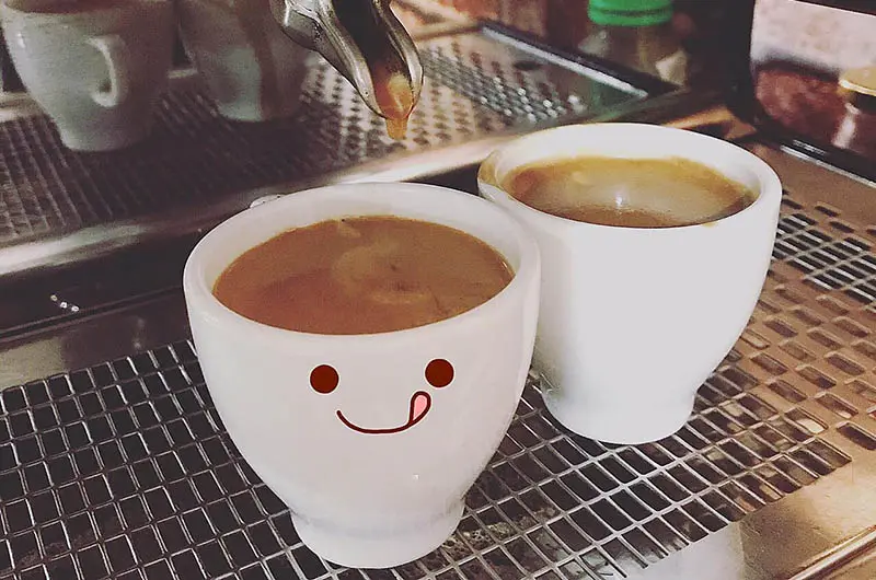 Hy the coffee shop và không gian cà phê trẻ trung, hiện đại 5